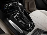  Gear shifter/center console photo